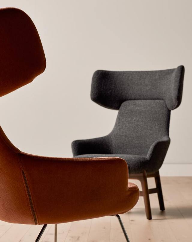 Superkool grey lounge chair with wood legs